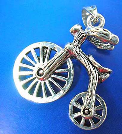  wheel movable bicycle outline sterling silver pendant