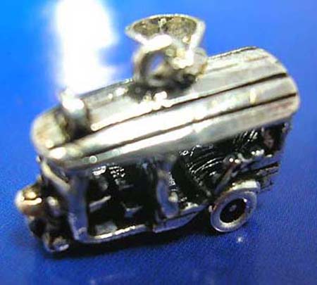  classical 3-wheel car thai silver pendant sterling 925 with movable wheels